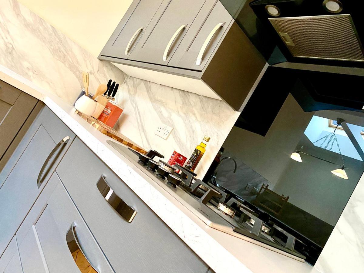 Serviced Accommodation Moray Lesmurdie House, Elgin - Free Parking, Free Wifi Екстер'єр фото
