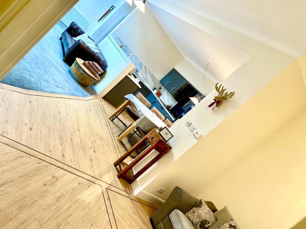 Serviced Accommodation Moray Lesmurdie House, Elgin - Free Parking, Free Wifi Екстер'єр фото