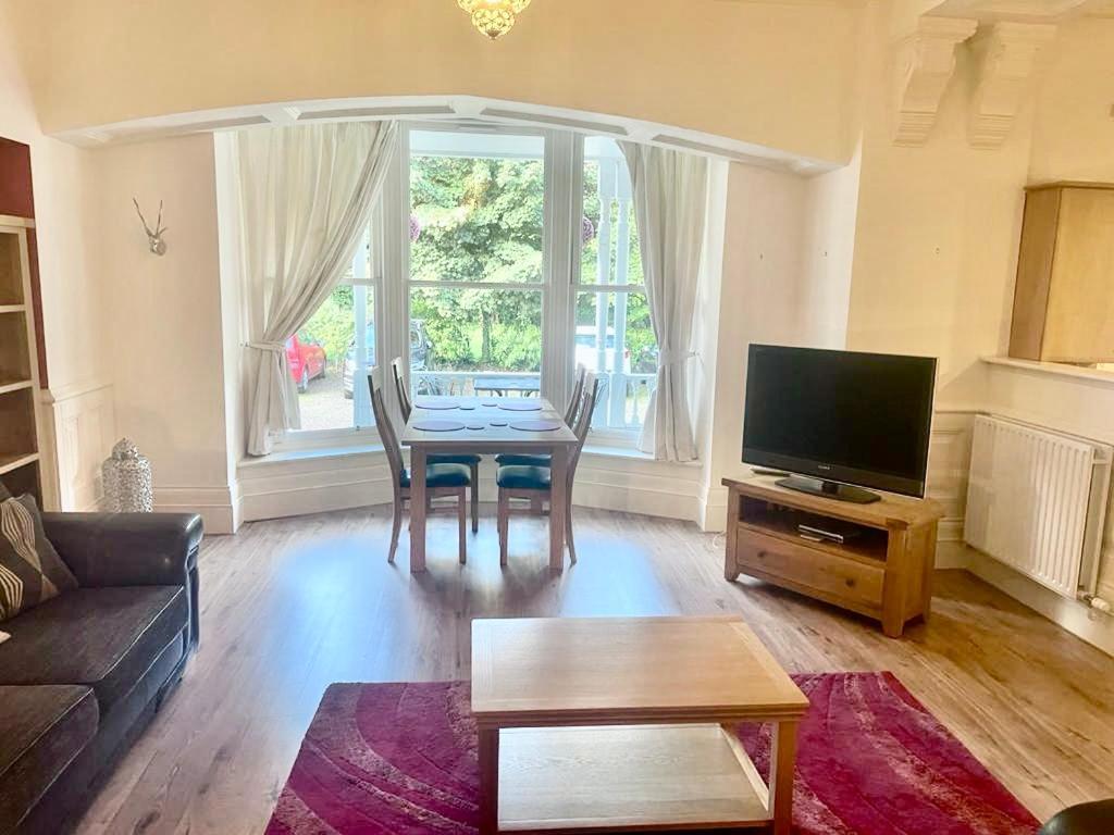 Serviced Accommodation Moray Lesmurdie House, Elgin - Free Parking, Free Wifi Екстер'єр фото