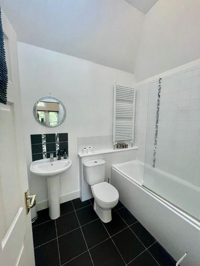 Serviced Accommodation Moray Lesmurdie House, Elgin - Free Parking, Free Wifi Екстер'єр фото